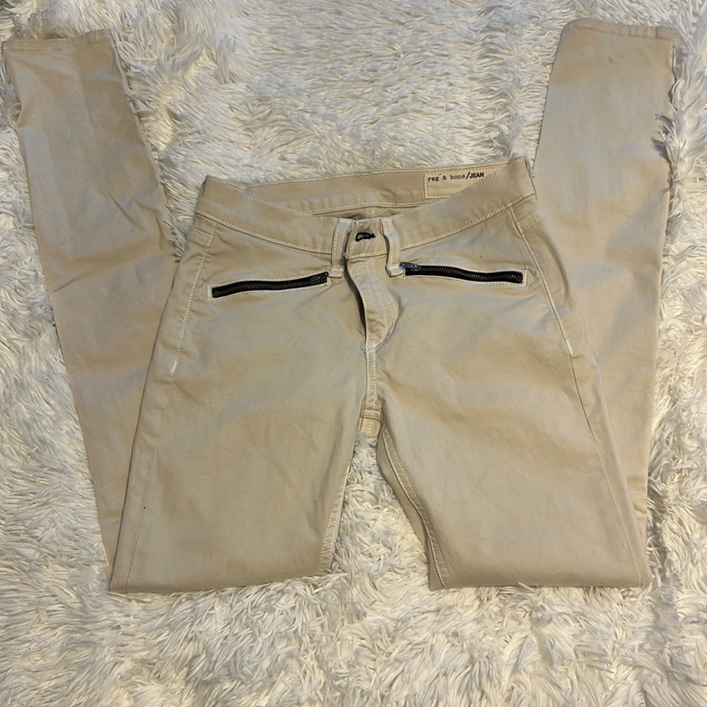 rag & bone white jean with black zipper pockets